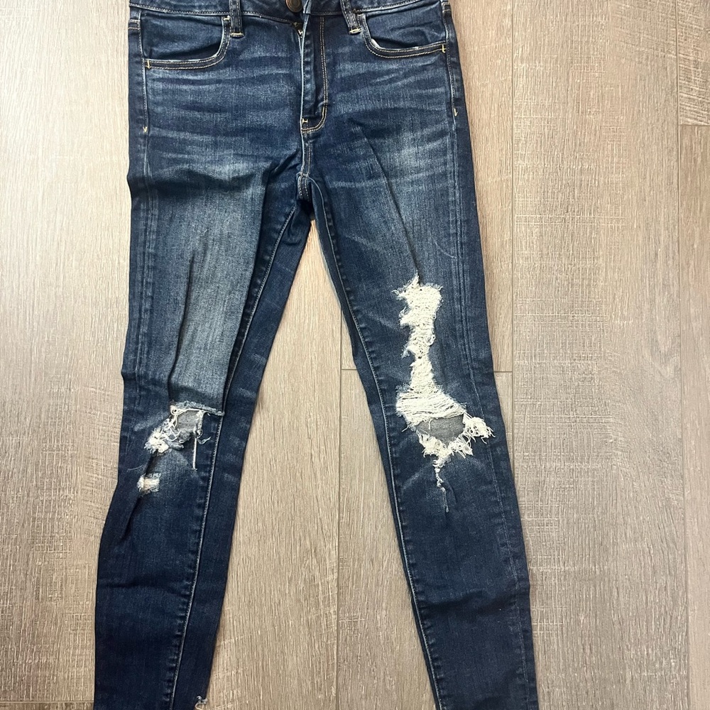 American Eagle Outfitters Distressed Blue Women's High Rise Jeans